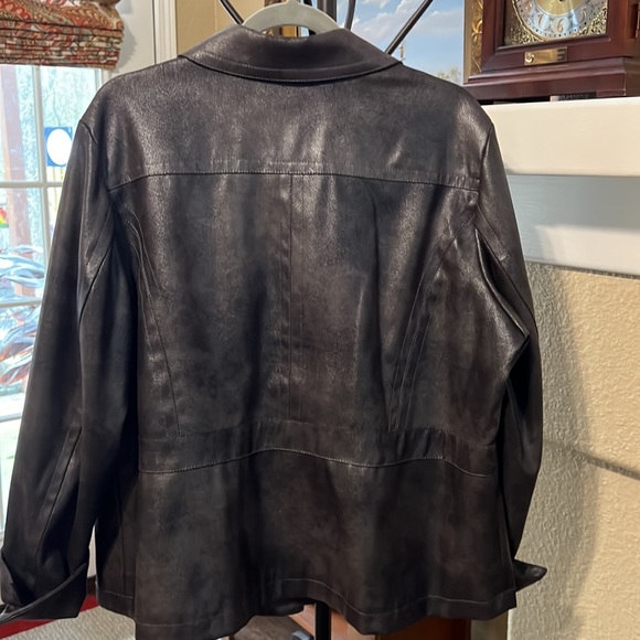 Chico’s Jacket. - Picture 5 of 7